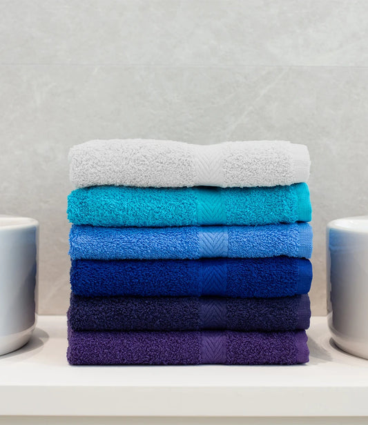 TC03 — Luxury Hand Towel
